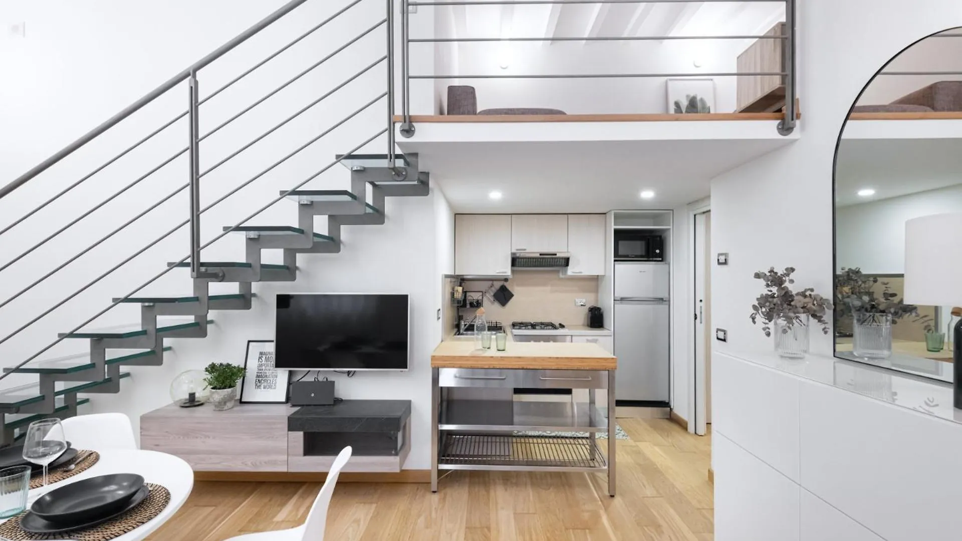 Contatos de Easylife - Eleganza E Comfort In Loreto